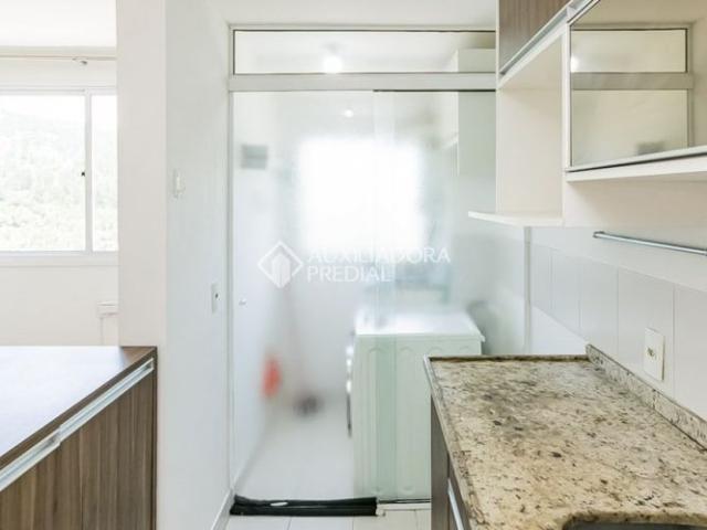 Apartamento com 2 quartos e 53m² para alugar em Jardim Carvalho, Porto Alegre