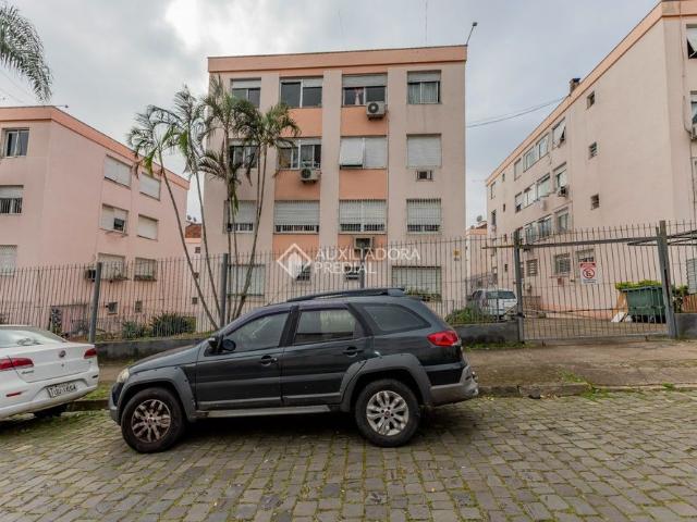 Apartamento com 2 quartos e 54m² para alugar em Jardim Leopoldina, Porto Alegre