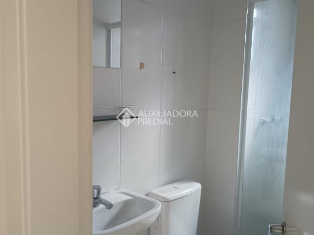 Apartamento com 2 quartos e 55m² para alugar em Restinga, Porto Alegre