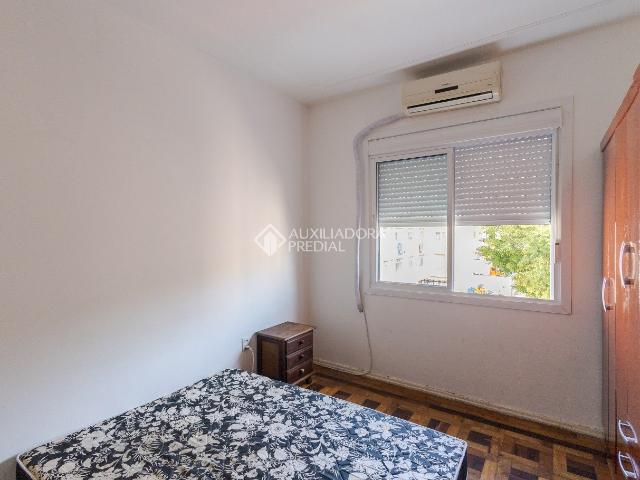 Apartamento com 2 quartos e 60m² para alugar em Moinhos de Vento, Porto Alegre
