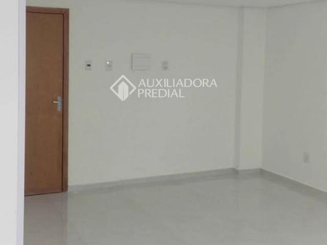 Apartamento com 2 quartos e 60m² para alugar em Centro, Esteio
