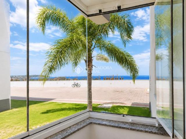 Apartamento com 2 quartos e 60m² para alugar em Vila Nova, Imbituba
