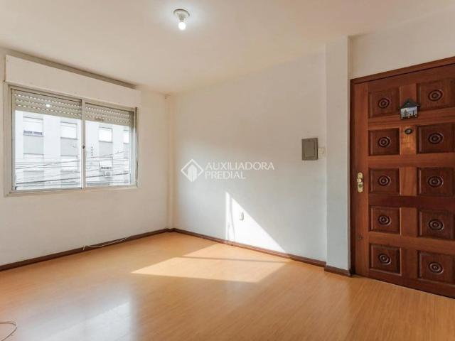Apartamento com 2 quartos e 62m² para alugar em São Sebastião, Porto Alegre