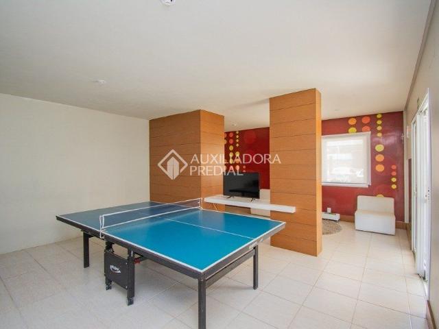 Apartamento com 2 quartos e 64m² para alugar em Jardim Carvalho, Porto Alegre