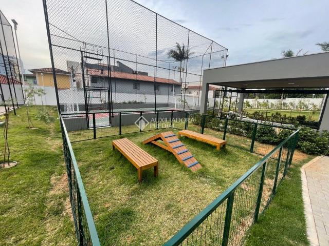 Apartamento com 2 quartos e 66m² para alugar em Areias, São José