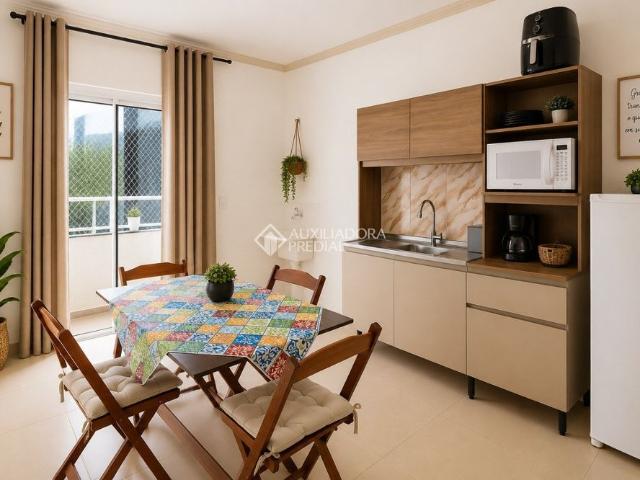 Apartamento com 2 quartos e 66m² para alugar em Ingleses do Rio Vermelho, Florianópolis