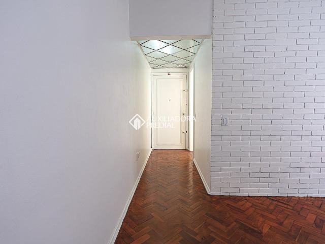 Apartamento com 2 quartos e 68m² para alugar em Praia de Belas, Porto Alegre