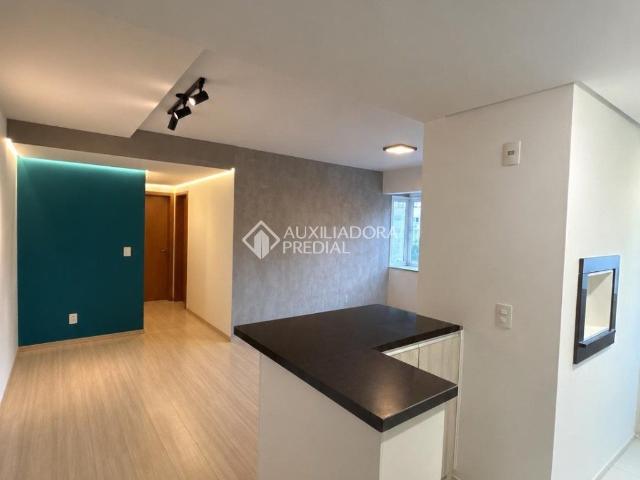 Apartamento com 2 quartos e 70m² para alugar em Higienópolis, Porto Alegre