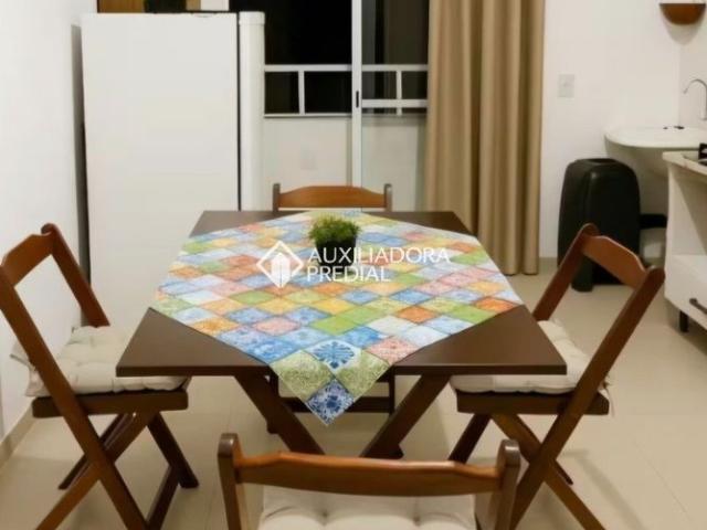 Apartamento com 2 quartos e 70m² para alugar em Ingleses do Rio Vermelho, Florianópolis
