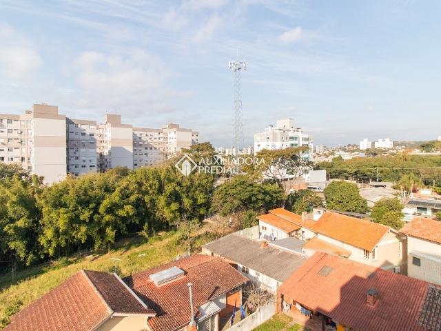 Apartamento com 2 quartos e 70m² para alugar em Camaquã, Porto Alegre