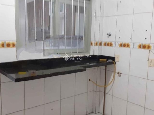 Apartamento com 2 quartos e 72m² para alugar em Jardim do Bosque, Cachoeirinha