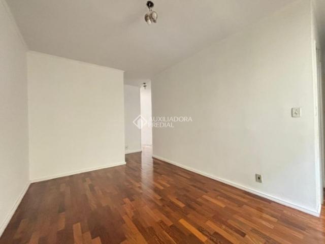 Apartamento com 2 quartos e 74m² para alugar em Santana, Porto Alegre