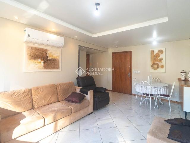 Apartamento com 2 quartos e 75m² para alugar em Mont'Serrat, Porto Alegre