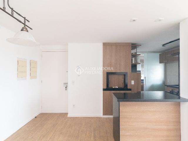 Apartamento com 2 quartos e 76m² para alugar em Cristal, Porto Alegre