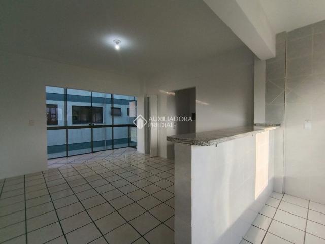 Apartamento com 2 quartos e 80m² para alugar em Centro, Canoas