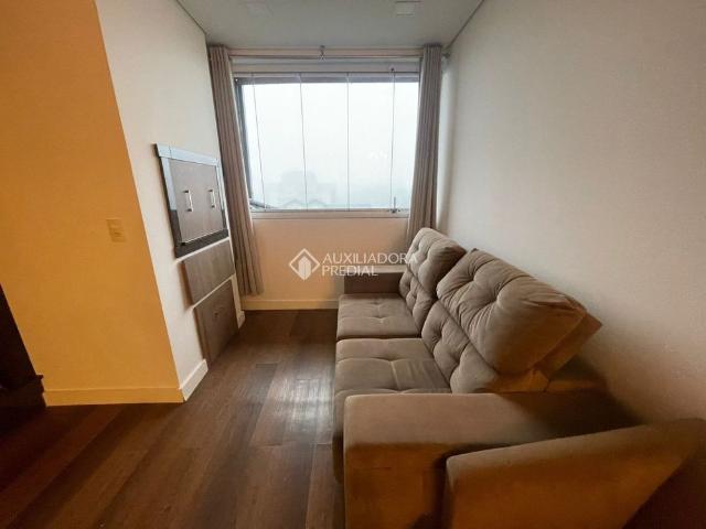 Apartamento com 2 quartos e 85m² para alugar em Centro, Canela