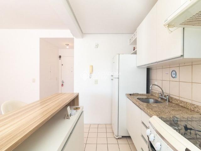 Apartamento com 2 quartos e 87m² para alugar em Azenha, Porto Alegre