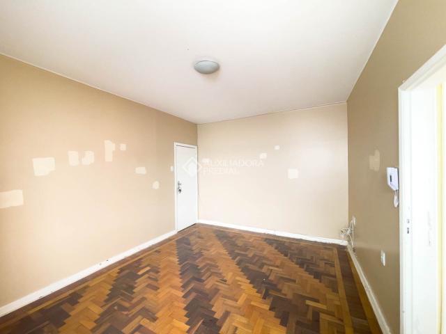 Apartamento com 2 quartos e 92m² para alugar em São João, Porto Alegre