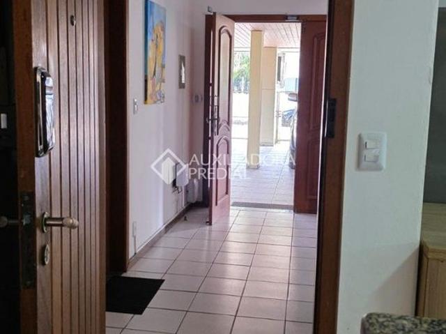 Apartamento com 2 quartos e 95m² para alugar em Jurerê, Florianópolis