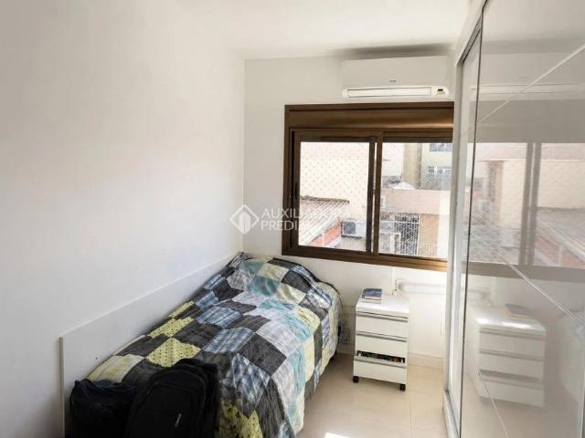Apartamento com 2 quartos e 99m² para alugar em Jardim Botânico, Porto Alegre