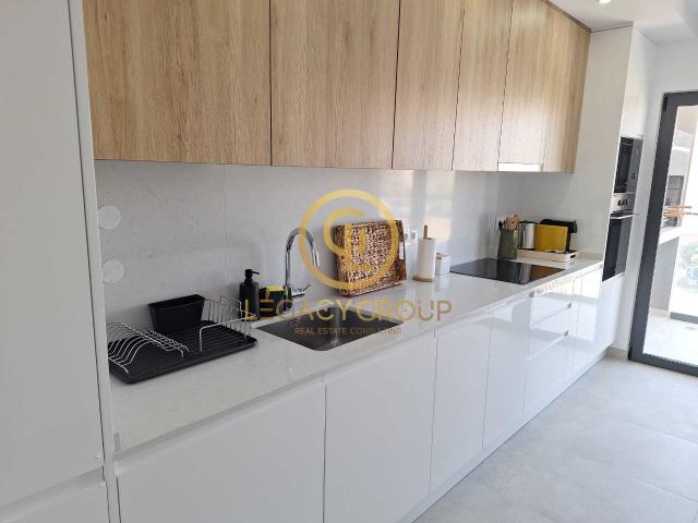 Apartamento com 2 quartos em Armação de Pêra a 1 Minuto da Praia!