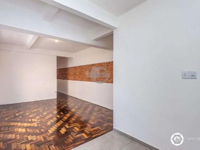 Apartamento com 2 quartos para alugar na Avenida Cristóvão Colombo, 878, Floresta, Porto Alegre, 75 m2 por R$ 1.850