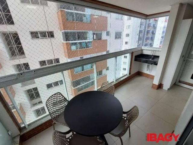 Apartamento com 2 quartos para alugar na Avenida Barão do Rio Branco, 79, Centro, Palhoça