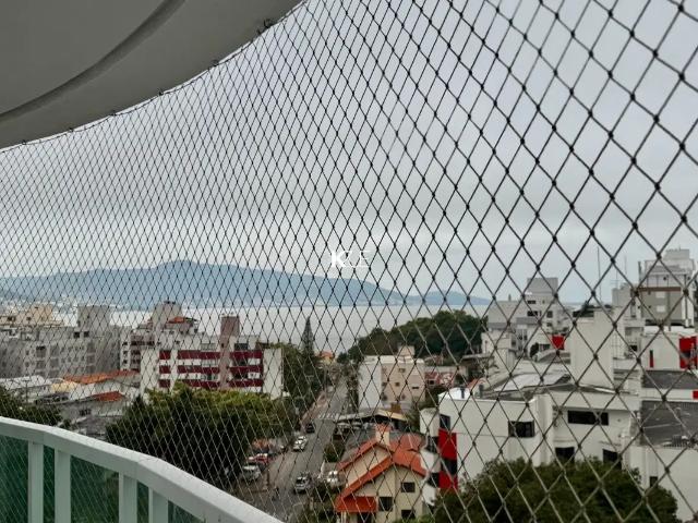 Apartamento com 2 quartos para alugar na Avenida Engenheiro Max de Souza,, Coqueiros, Florianópolis