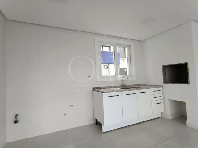 Apartamento com 2 quartos para alugar na Avenida Lavras, 247, Petrópolis, Porto Alegre por R$ 4.299