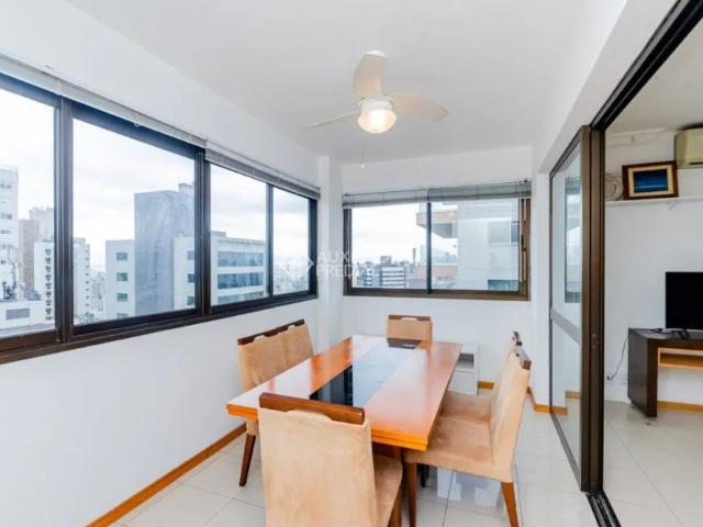 Apartamento com 2 quartos para alugar na Avenida Palmeira, 275, Petrópolis, Porto Alegre, 94 m2 por R$ 4.360
