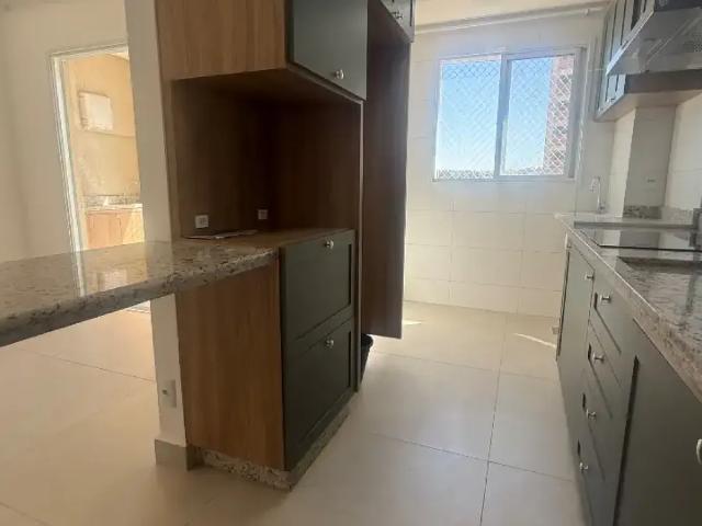Apartamento com 2 quartos para alugar na Avenida Universitária, Vila Santa Isabel, Anápolis