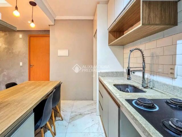 Apartamento com 2 quartos para alugar na Rua Visconde de São Leopoldo, 266, Vila Rosa, Novo Hamburgo, 45 m2 por R$ 2.450