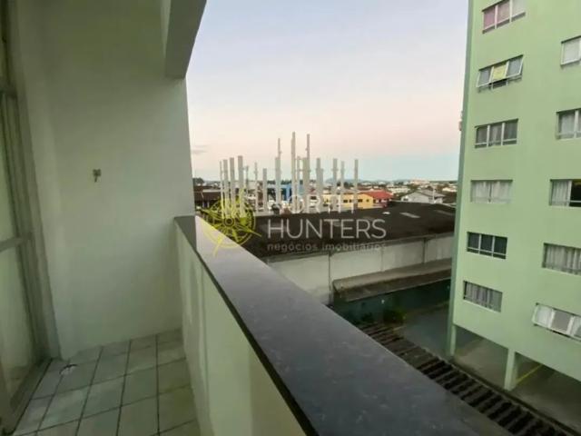 Apartamento com 2 quartos para alugar na Rua Albano Schmidt, Boa Vista, Joinville