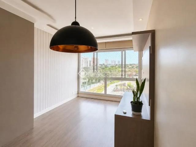 Apartamento com 2 quartos para alugar na Rua Bezerra de Menezes, 623, Passo da Areia, Porto Alegre, 65 m2 por R$ 3.000
