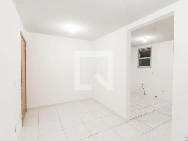 Apartamento com 2 quartos para alugar na Rua Carlos Alberto Lauermann Nunes, Olaria, Canoas