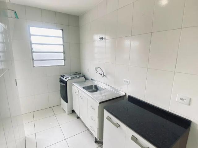 Apartamento com 2 quartos para alugar na Rua Das Castanheiras, 50, Vila da Oportunidade, Carapicuíba