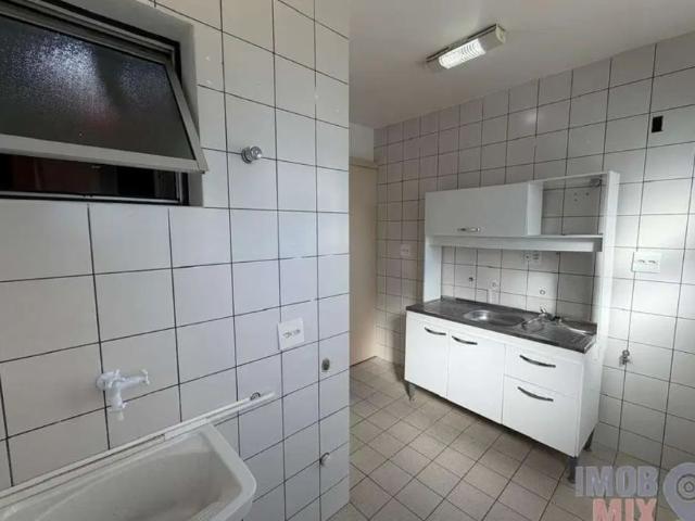 Apartamento com 2 quartos para alugar na Rua Engenheiro João Luderitz, 565, Sarandi, Porto Alegre por R$ 1.600