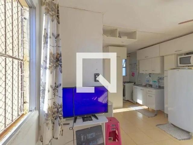 Apartamento com 2 quartos para alugar na Rua Gildo de Freitas, Olaria, Canoas
