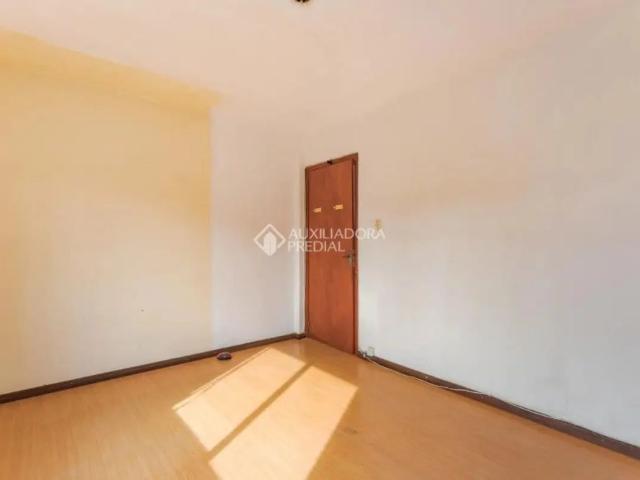 Apartamento com 2 quartos para alugar na Rua Lasar Segall, 230, São Sebastião, Porto Alegre, 62 m2 por R$ 1.600