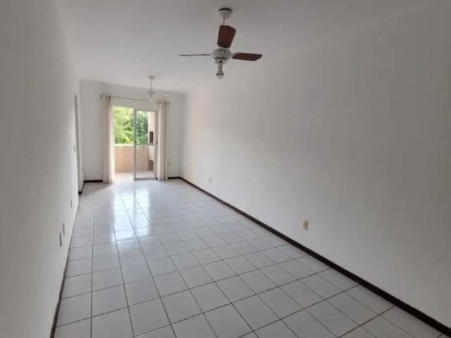 Apartamento com 2 quartos para alugar na Rua Mario Roberto Robaina, 52, Água Branca, São Francisco do Sul, 70 m2 por R$ 2.000