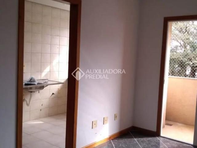 Apartamento com 2 quartos para alugar na Rua Professora Ziláh Totta, 445, Jardim Leopoldina, Porto Alegre, 52 m2 por R$ 1.200