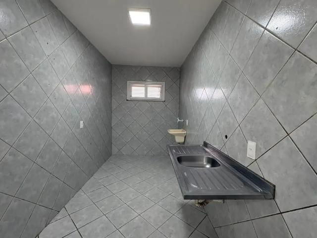 Apartamento com 2 quartos para alugar na Travessa Manuel Pereira, 40, Coaçu, Fortaleza