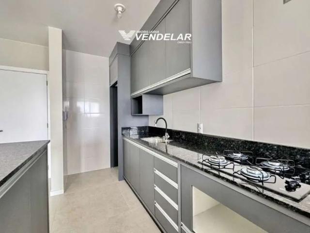 Apartamento com 2 quartos para alugar na Vila Moema, Tubarão, 66 m2 por R$ 2.500