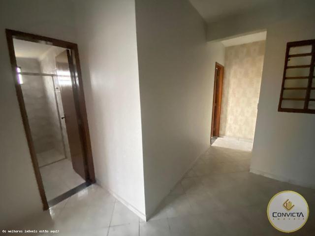Apartamento com 2 quartos para alugar no bairro Areal, 55m²