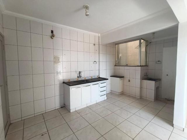 Apartamento com 2 quartos para alugar no bairro Centro, 94m²