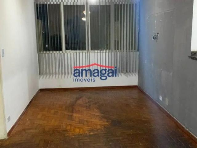 Apartamento com 2 quartos para alugar no Centro, Jacareí por R$ 2.000