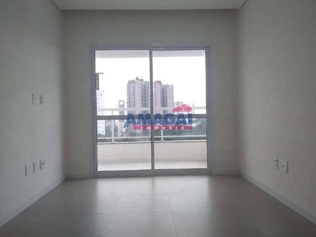 Apartamento com 2 quartos para alugar no Centro, Jacareí por R$ 2.300