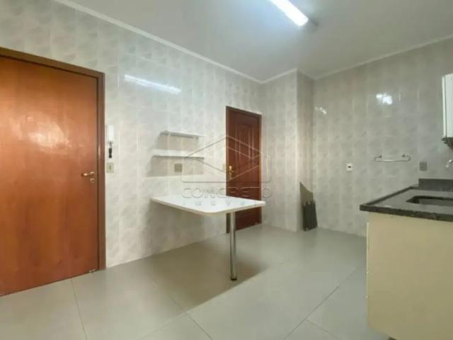 Apartamento com 2 quartos para alugar no Centro, Jaú