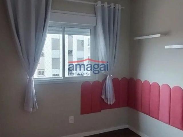 Apartamento com 2 quartos para alugar no Parque Itamarati, Jacareí por R$ 2.300