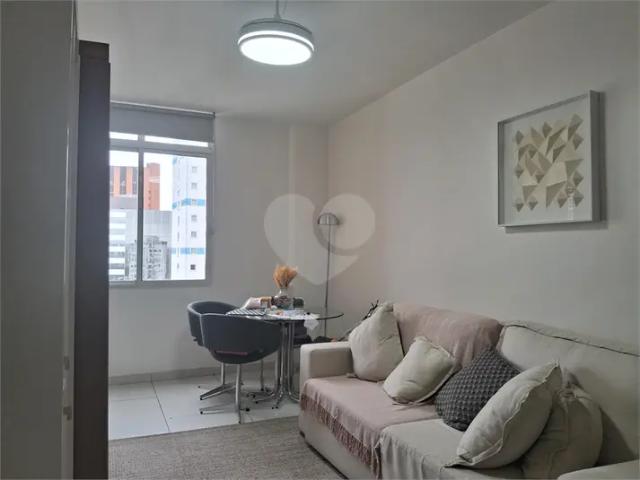Apartamento com 2 quartos para alugar em Jardim Paulista SP